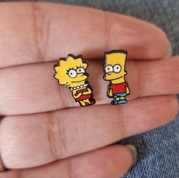 simpsons Jewelry - Simpsons Stud earrings brand new
